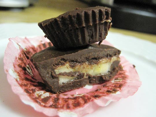 center cut of raw almond butter cup with banana 