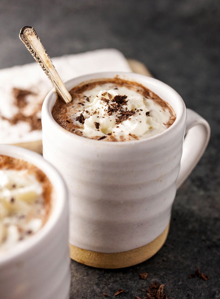 https://detoxinista.com/wp-content/uploads/2011/02/dairy-free-hot-chocolate-recipe.jpg