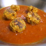 Italian Meat(less) balls in sauce