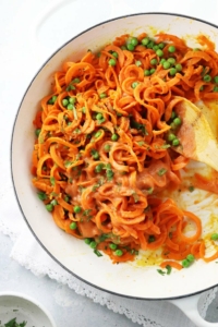 Sweet Potato Noodles with Roasted Red Pepper Sauce (Vegan & Paleo)