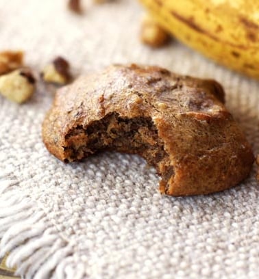 Vegan banana walnut bread cookies