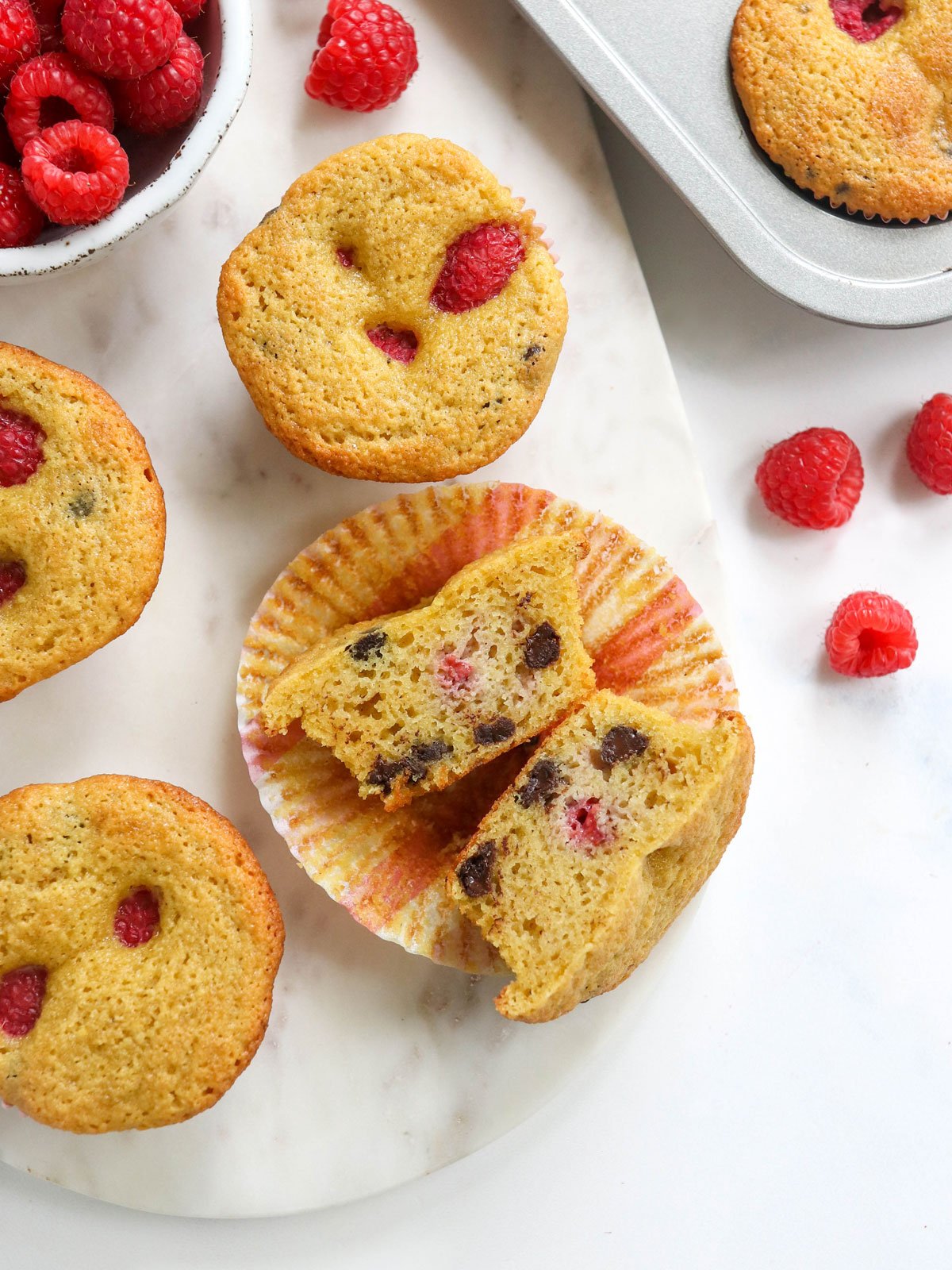 Cupcake Containers With Connected Airtight Dome Lids, Snack