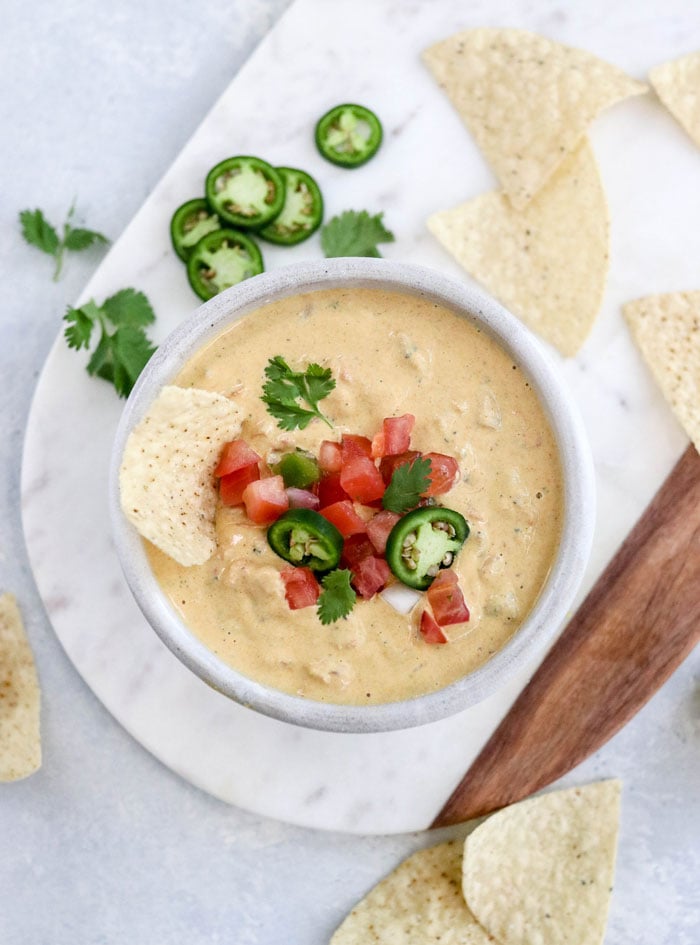 The BEST Cashew Queso (vegan & dairy-free) - Detoxinista