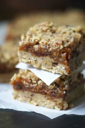 Stacked raw date squares
