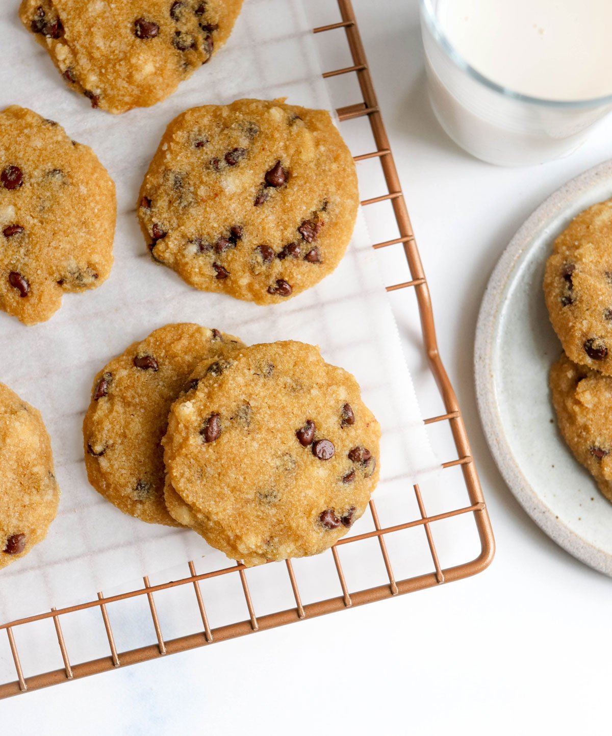 Best Coconut Flour Chocolate Chip Cookies - Detoxinista