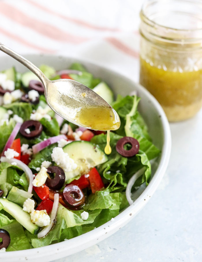 greek salad with dressing