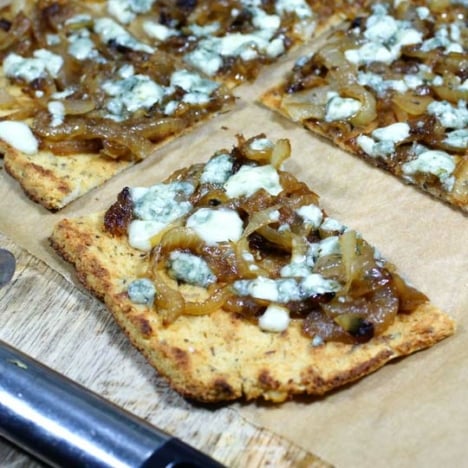 Caramelized onion and Gorgonzola pizza