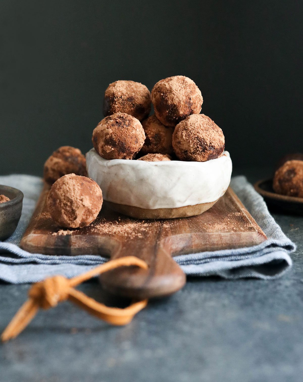 date energy balls rolled in cacao powder