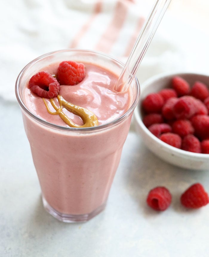 Strawberry Banana Smoothie - 5 Minutes - Pinch Me Good