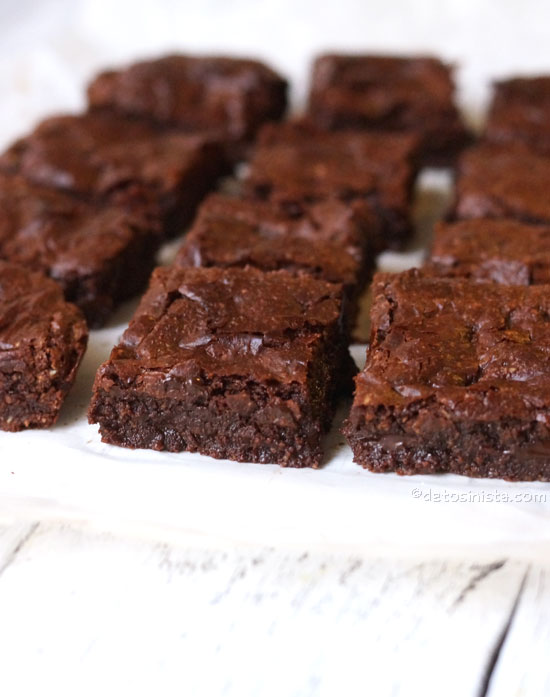 chewy vegan and paleo brownies