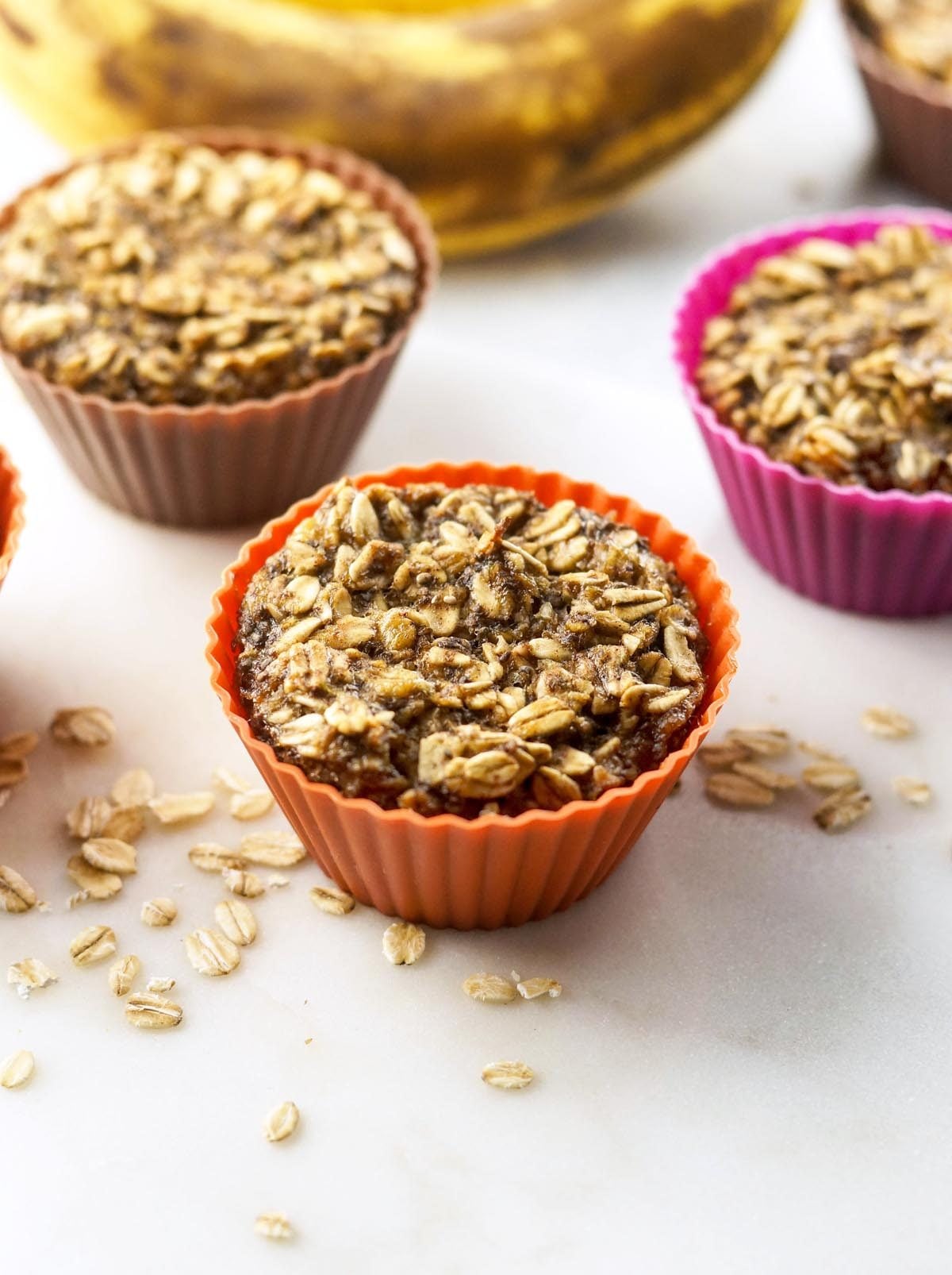 baked banana oatmeal cups