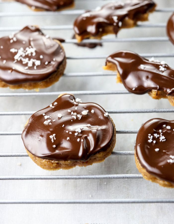 healthy halloween treats made with peanut butter and chocolate