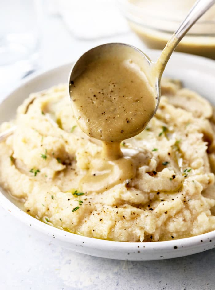 gluten-free vegetarian gravy over mashed potatoes 