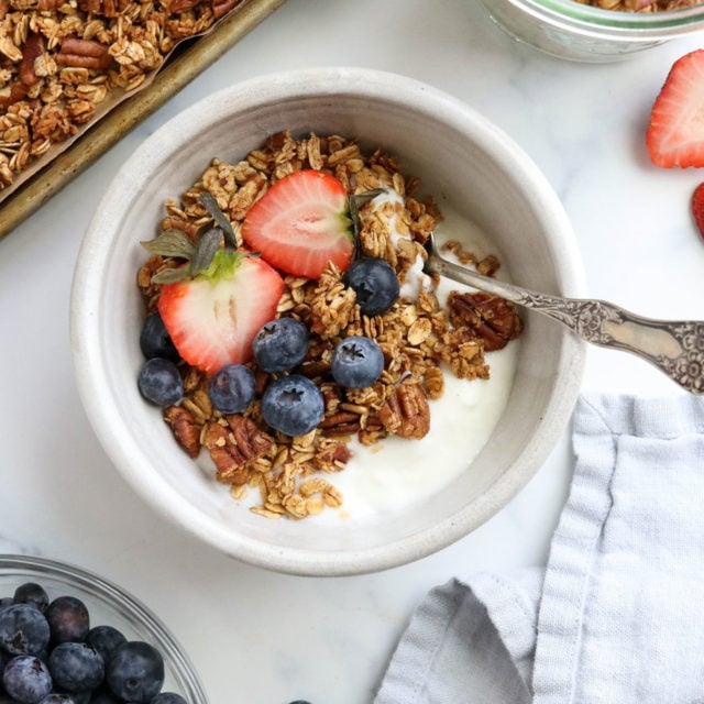 Healthy Granola (Oil-Free!) - Detoxinista