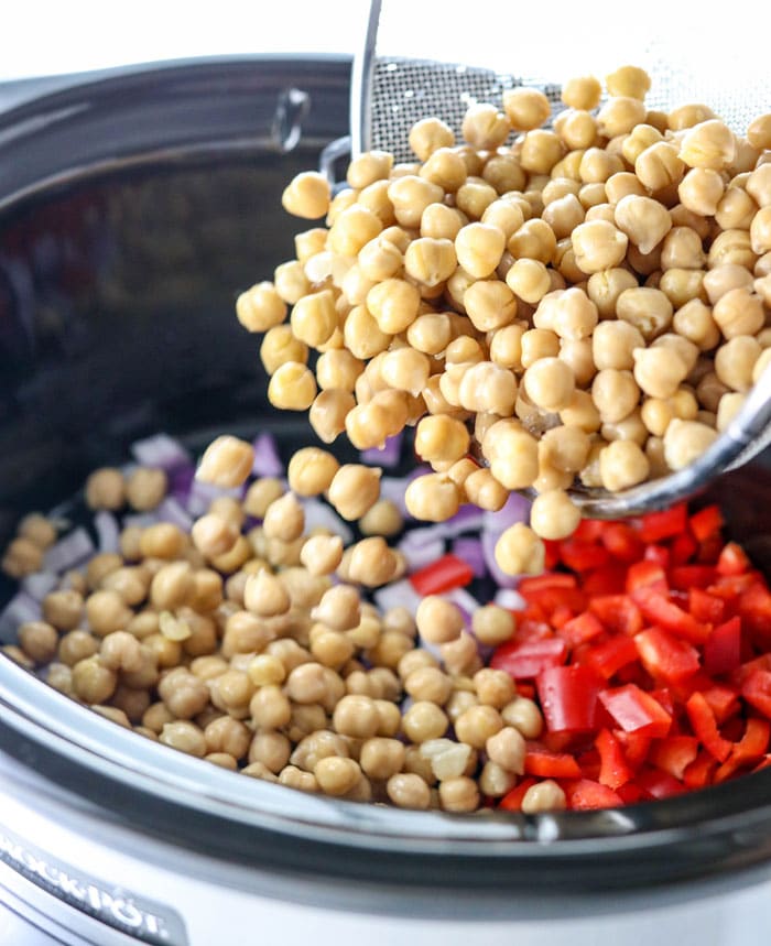 chickpeas in a slow cooker for a vegetarian main entree