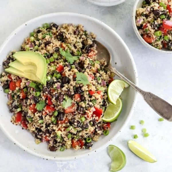 The Best Quinoa & Black Bean Salad - Detoxinista