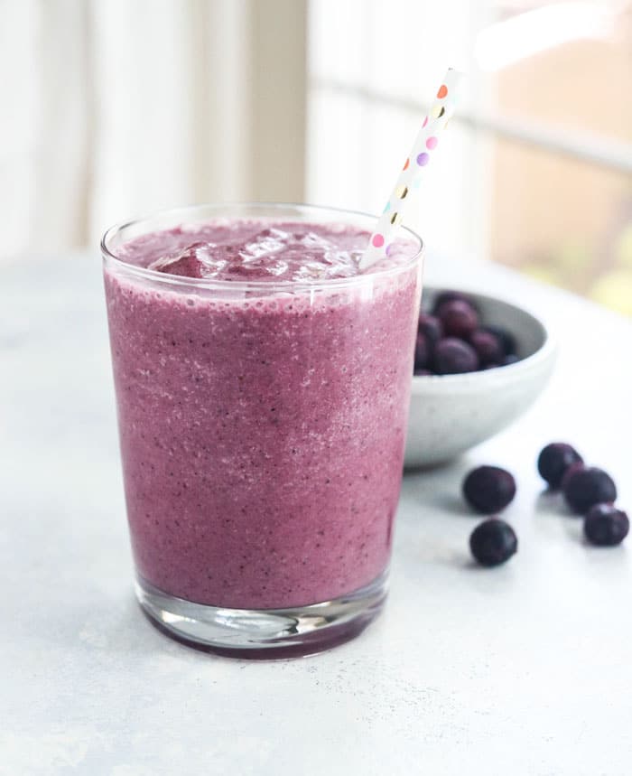 Purple berry bubble smoothie: boba drink recipe (see kate sew)