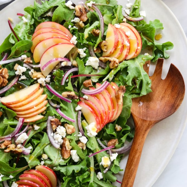 Apple Walnut Salad - Detoxinista