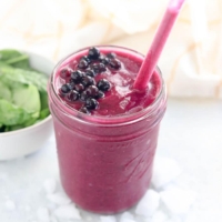 dragon fruit smoothie in a glass jar