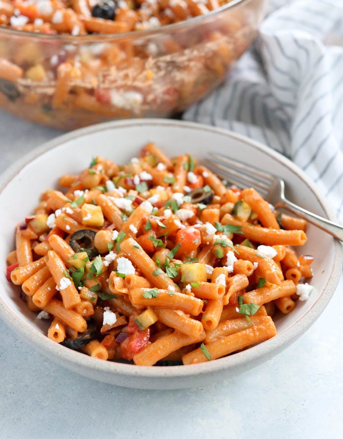 Sun-Dried Tomato Pasta Salad with Chickpeas - Detoxinista