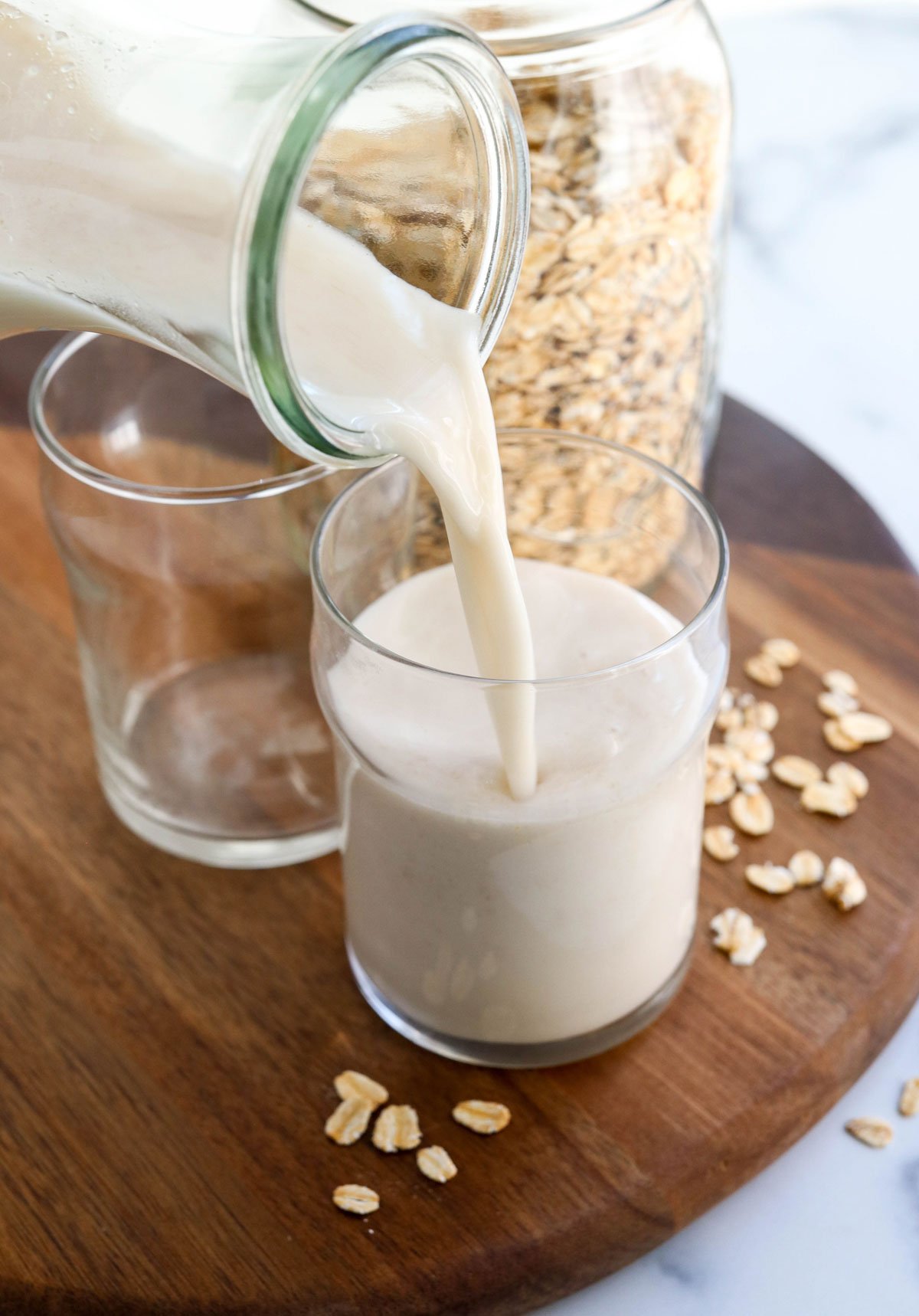 How to Make Oat Milk (Not Slimy!) - Detoxinista Recipes