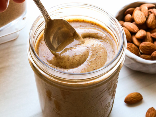 Vanilla and Honey Almond Butter - Hungry Healthy Happy
