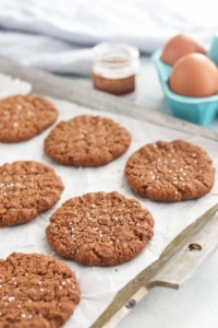almond butter cookies baked