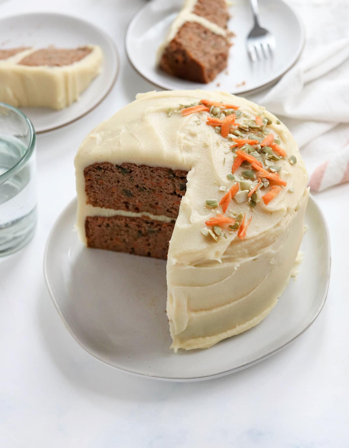 Uncooked Spaghetti Saves Cake's Frosting