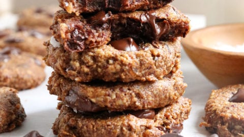 https://detoxinista.com/wp-content/uploads/2019/07/stacked-healthy-cookies-bite-480x270.jpg