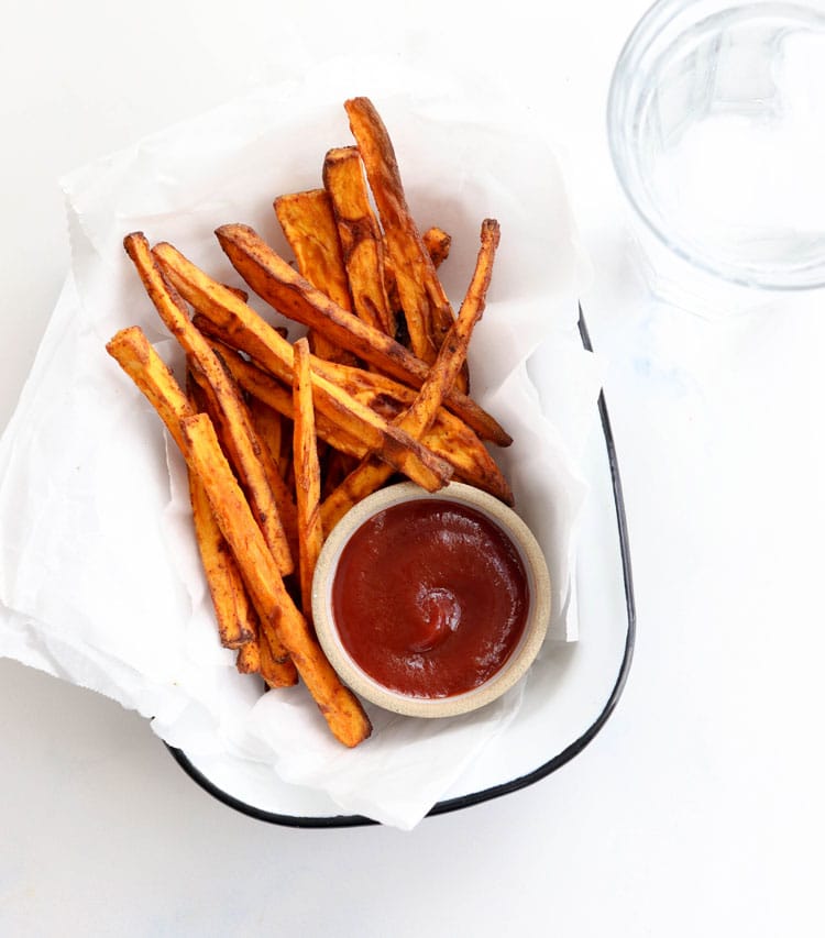 air fryer sweet potato fries with ketchup