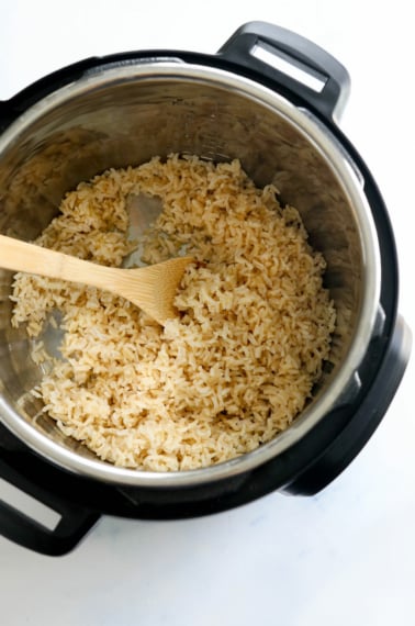 instant pot brown rice with spoon