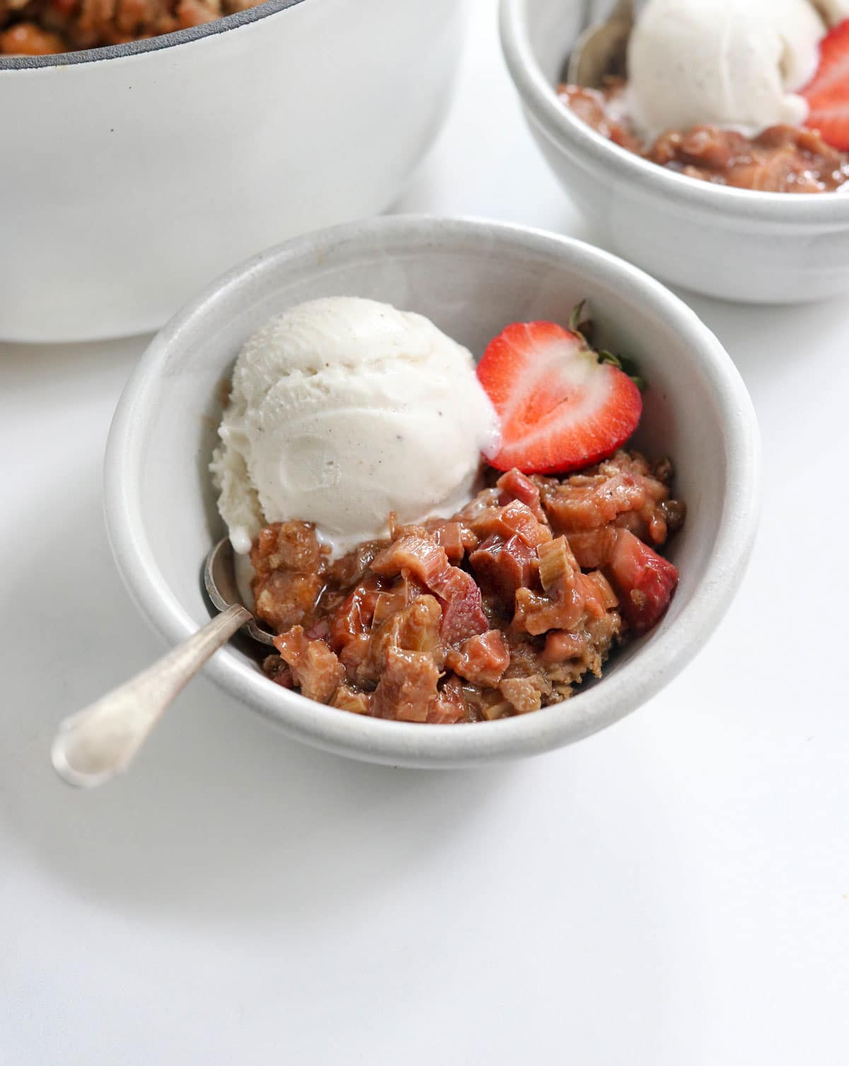 bowl of strawberry rhubarb crisp