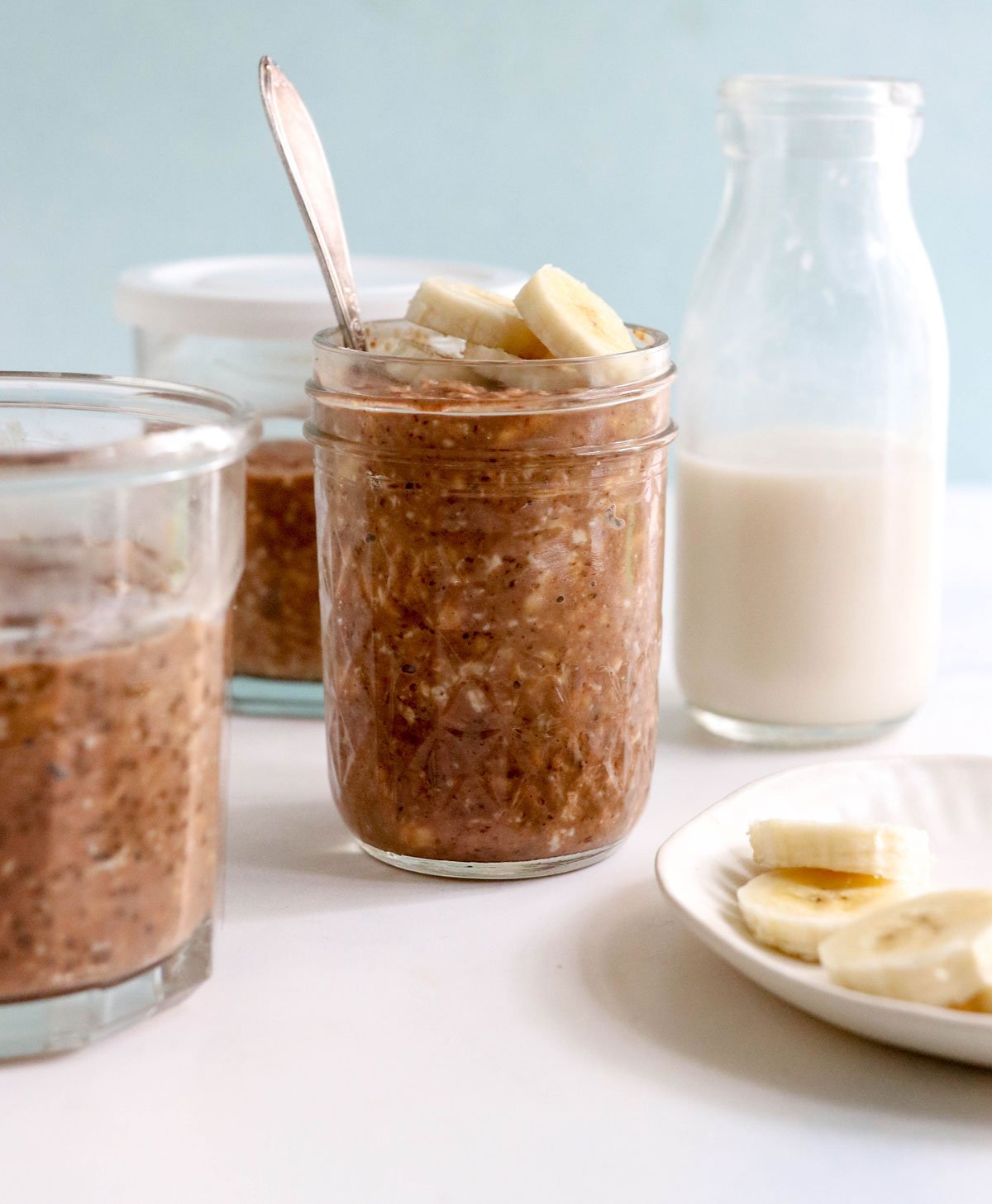 Chocolate Overnight Oats with Yogurt - Organize Yourself Skinny