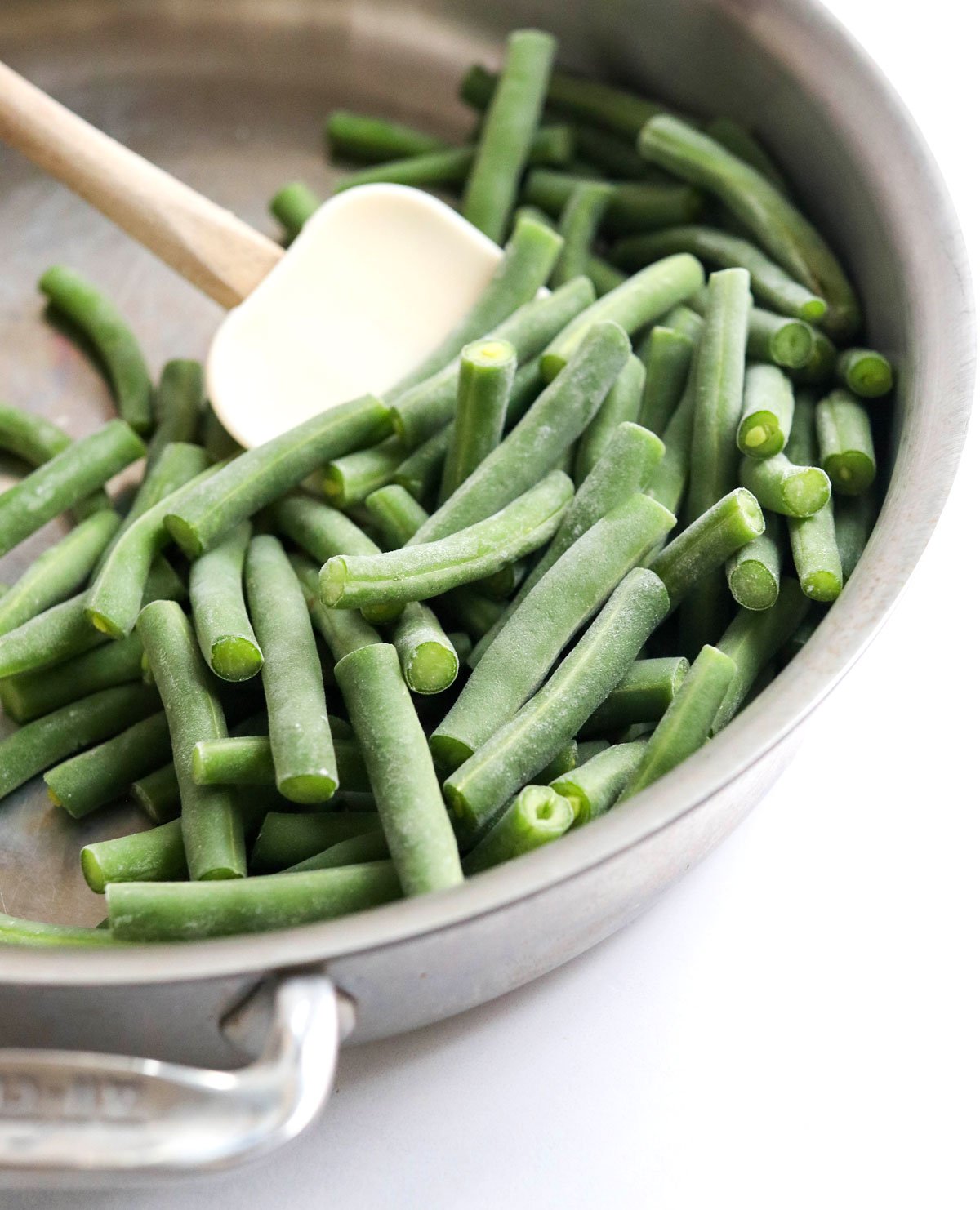 frozen green beans in saute pan