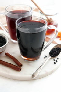 elderberry tea in two glasses
