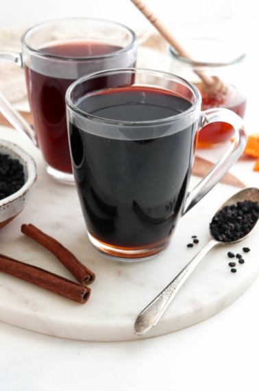elderberry tea in two glasses