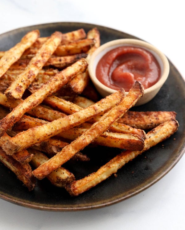 crispy-baked-french-fries-detoxinista