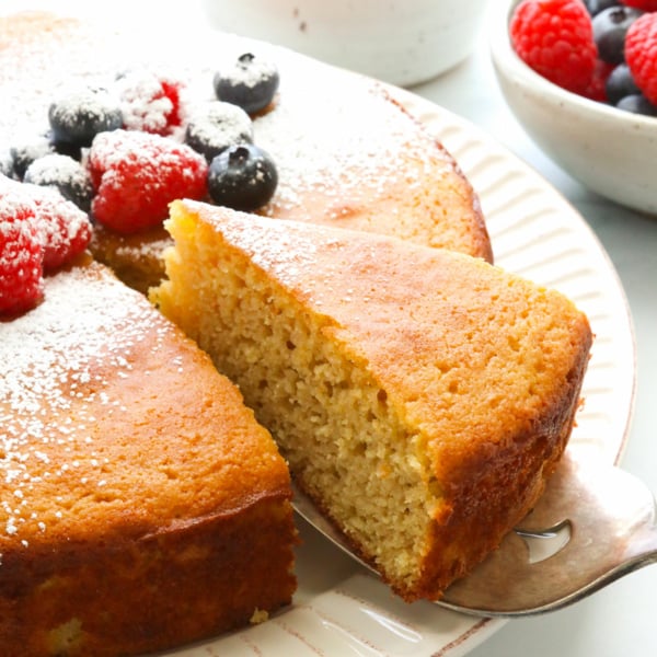 Almond Flour Cake Detoxinista