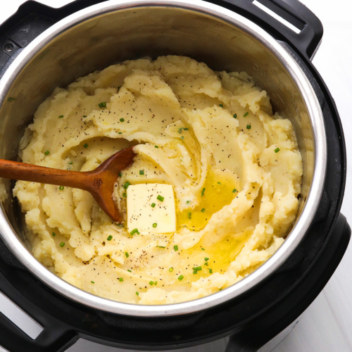 https://detoxinista.com/wp-content/uploads/2023/11/best-Instant-pot-mashed-potatoes-recipe-500x500.jpg