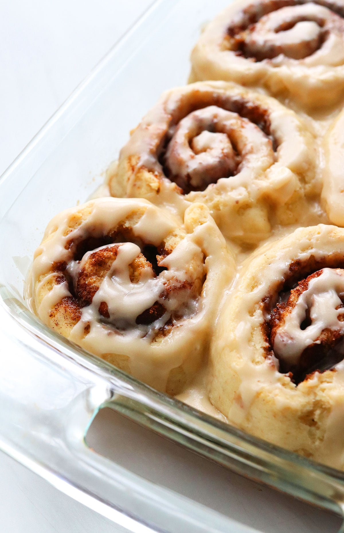 gluten-free-cinnamon-roll-recipe-detoxinista