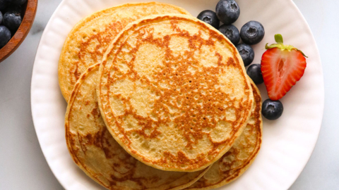 Cottage Cheese And Peas Oatmeal Pancakes Recipe