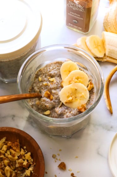 banana chia pudding in a glass jar with lid.